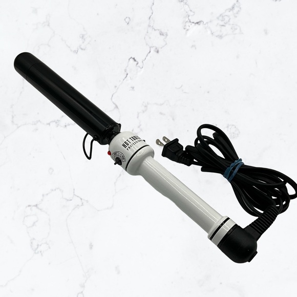 Hot Tools Pro Nano Ceramic Fliperless Curling Wand - Picture 2 of 5